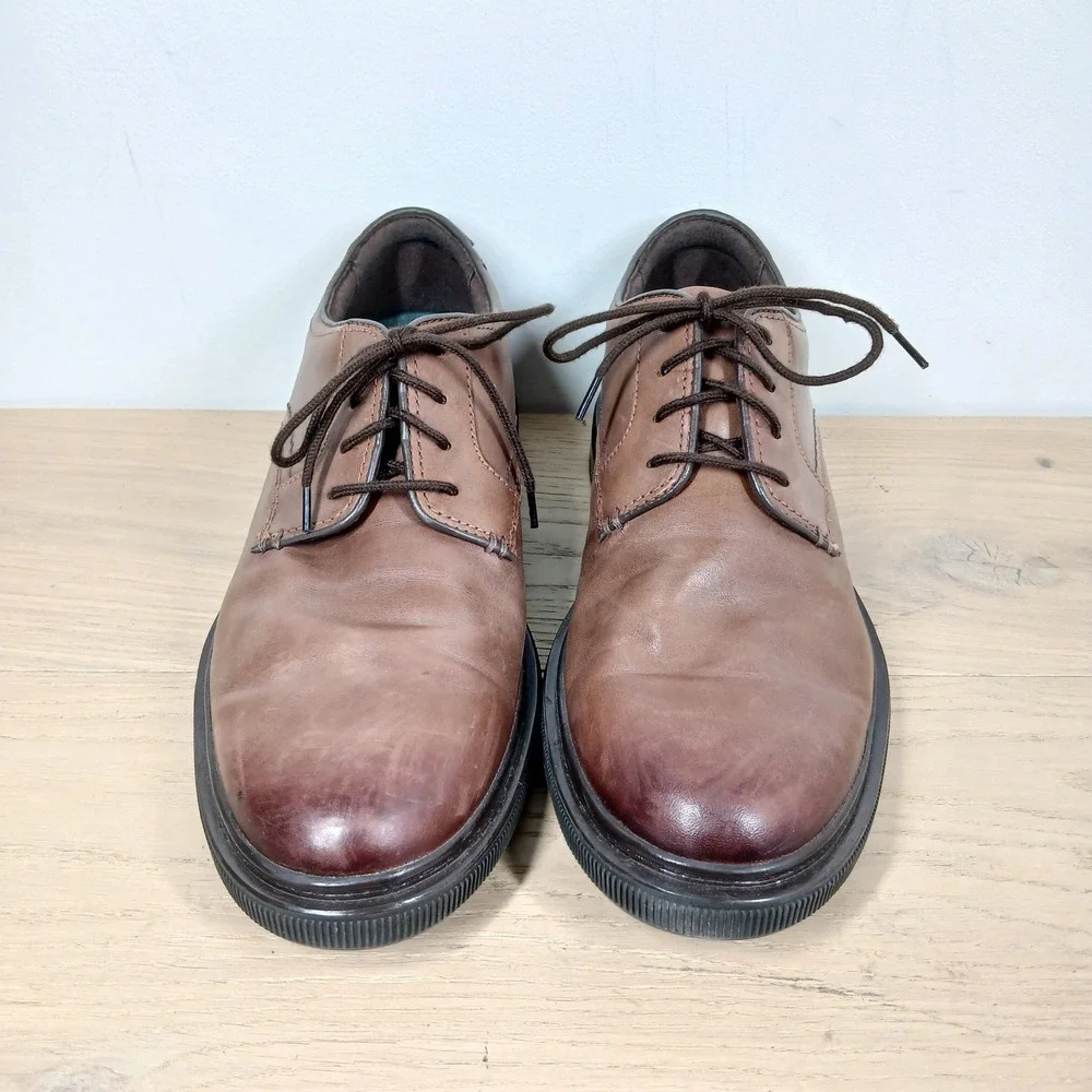 Clarks Derby Shoes Mens 10 Brown Leather Comfort Lug Sole Oxford Business